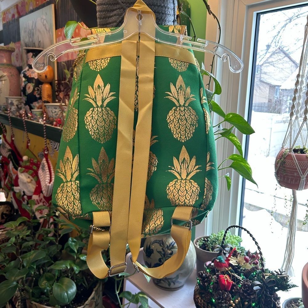 Vintage Green and Gold Backpack - Picture 8 of 16